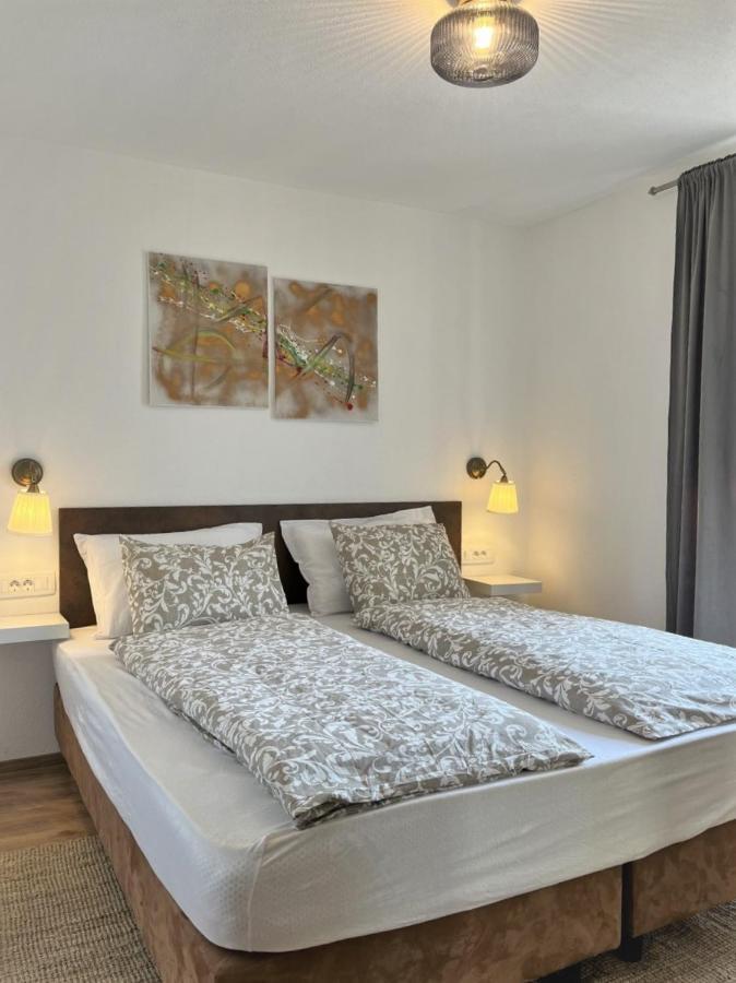 Apartment Lorun 47 Tar-Vabriga Exterior photo